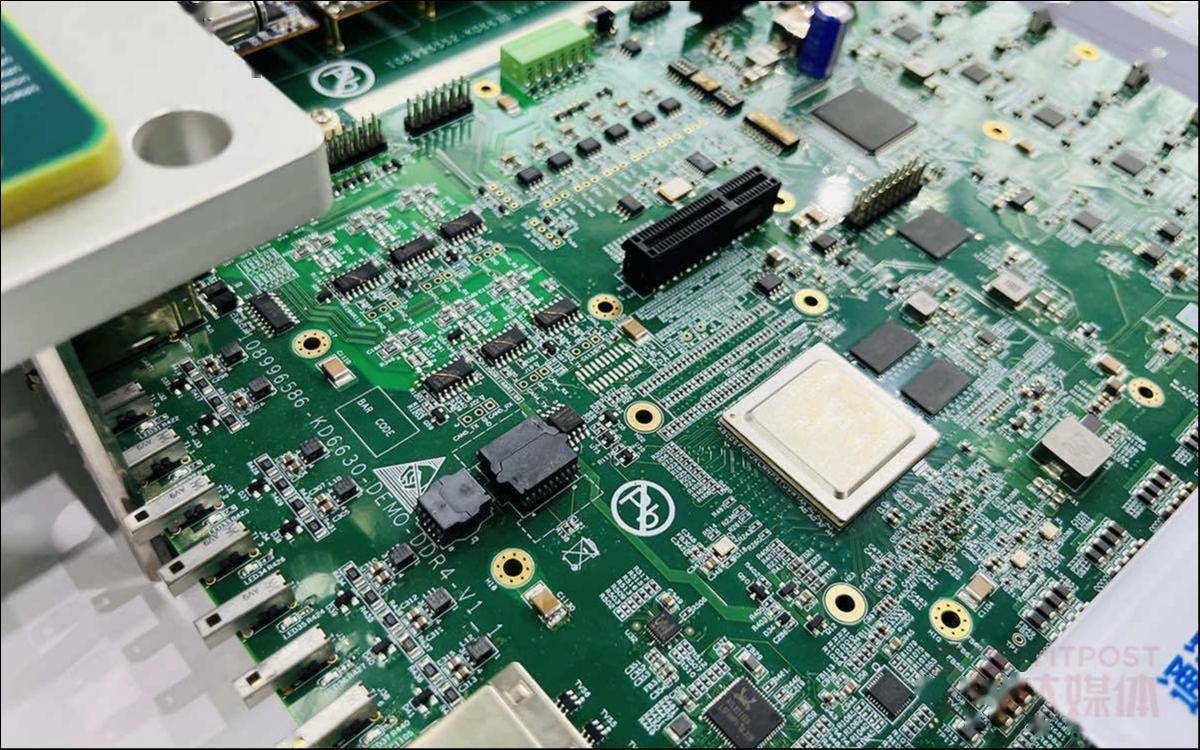 华为手机变苹果系统吗
:芯片设计龙头Imagination发布最新GPU IP，腾讯、网易将会应用｜硅基世界